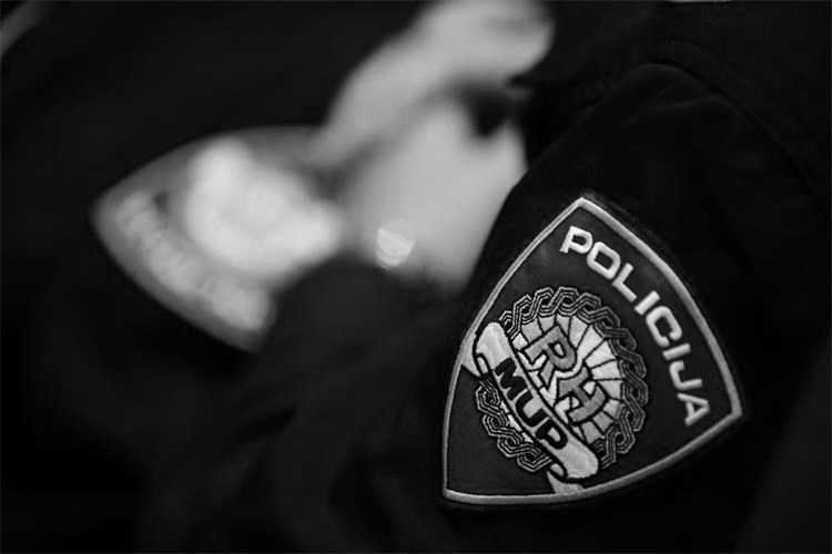 Sin glumio ratnika, majka ´zaradila´ kaznenu prijavu